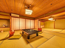 Ooedo Onsen Monogatari Wanwan Resort Awazu