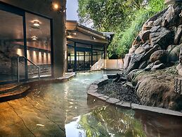 Ooedo Onsen Monogatari Premium Shirahama Gyoen