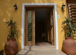 Kira's Boutique Hotel