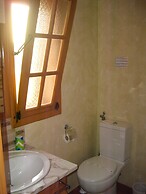 Kira's Boutique Hotel