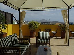 Kira's Boutique Hotel