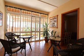 Kira's Boutique Hotel
