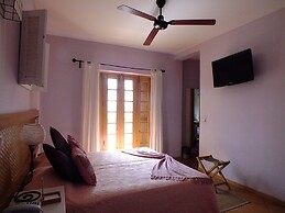 Kira's Boutique Hotel