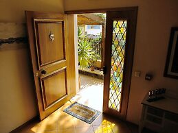 Kira's Boutique Hotel