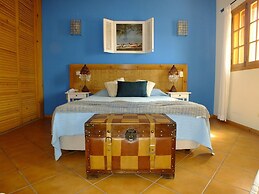 Kira's Boutique Hotel