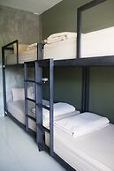 Heuan Pak Dee Hostel at Gallery