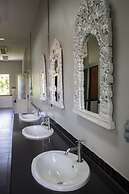 Heuan Pak Dee Hostel at Gallery