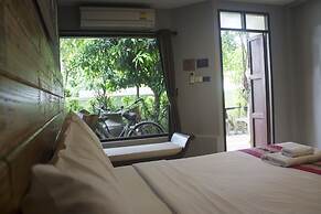 Heuan Pak Dee Hostel at Gallery