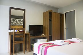 Heuan Pak Dee Hostel at Gallery