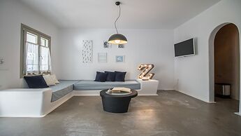 Halcyon Suites and Villas Naxos