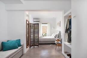 Halcyon Suites and Villas Naxos