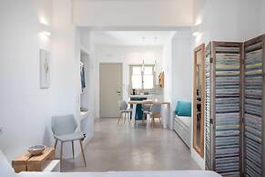 Halcyon Suites and Villas Naxos