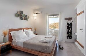 Halcyon Suites and Villas Naxos