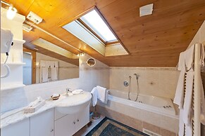 Hotel Cesa Edelweiss