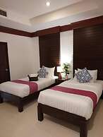 Naithon Beach Mansion