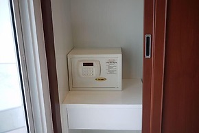 Naithon Beach Mansion