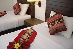 Naithon Beach Mansion