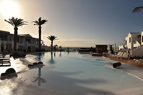 R2 Bahía Kontiki Beach Apartments