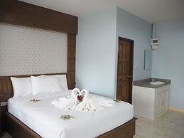 Selamat Lanta Resort