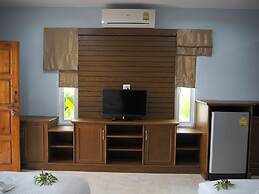 Selamat Lanta Resort