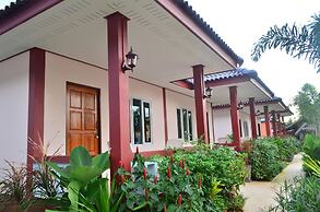 Selamat Lanta Resort