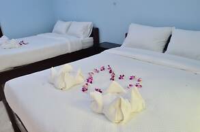 Selamat Lanta Resort