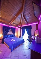 Hotel Happy Days