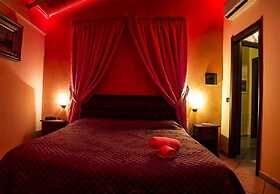 Hotel Happy Days
