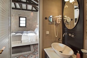 Polismata - Private Residences