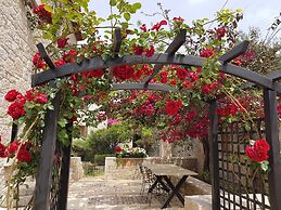 Polismata - Private Residences