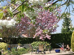 Orchard Side Bed and Breakfast