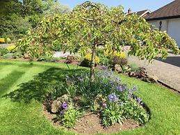 Orchard Side Bed and Breakfast