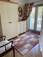 Orchard Side Bed and Breakfast