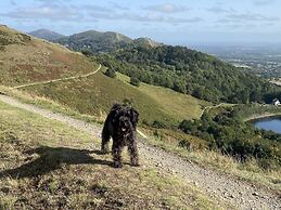 Orchard Side Bed and Breakfast
