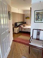 Orchard Side Bed and Breakfast