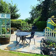 Orchard Side Bed and Breakfast