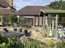 Orchard Side Bed and Breakfast