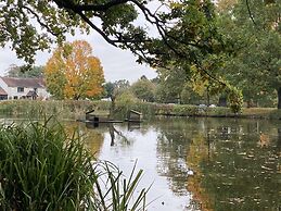 Orchard Side Bed and Breakfast