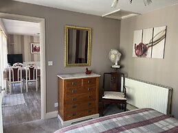 Orchard Side Bed and Breakfast