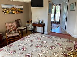 Orchard Side Bed and Breakfast