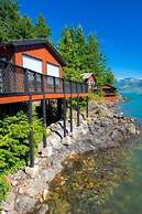 Nootka Island Lodge