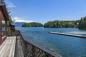 Nootka Island Lodge