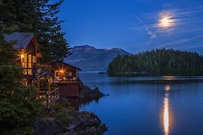 Nootka Island Lodge