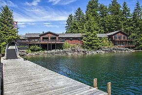 Nootka Island Lodge