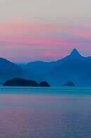 Nootka Island Lodge