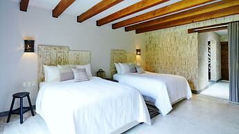 Hotel Amomoxtli