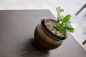 Centrally Located Guest Apartments