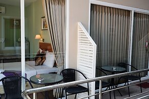 Chilli Hotel & Restaurant