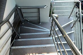 Chilli Hotel & Restaurant