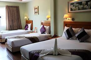 Chilli Hotel & Restaurant